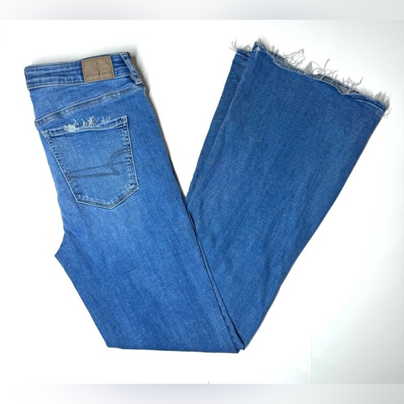 American Eagle Women's Super Hi-Rise Flare Jeans Size- 4 Regular - Picture 7 of 10